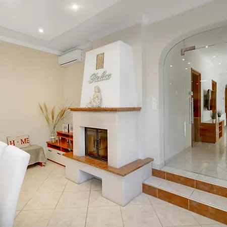 Relax Vendeghaz Gárdony